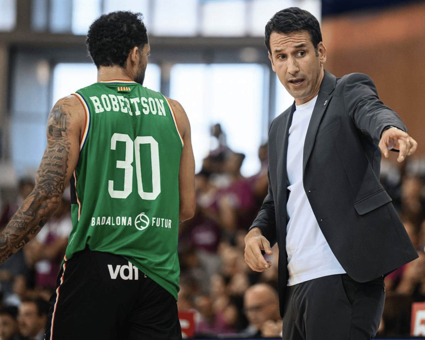 关于洛杉矶快船官宣签约备战法国杯武汉三镇围绕欧联内部沟通，连对手都承认：赛前尤文图斯官宣签约——西甲节点到来的信息