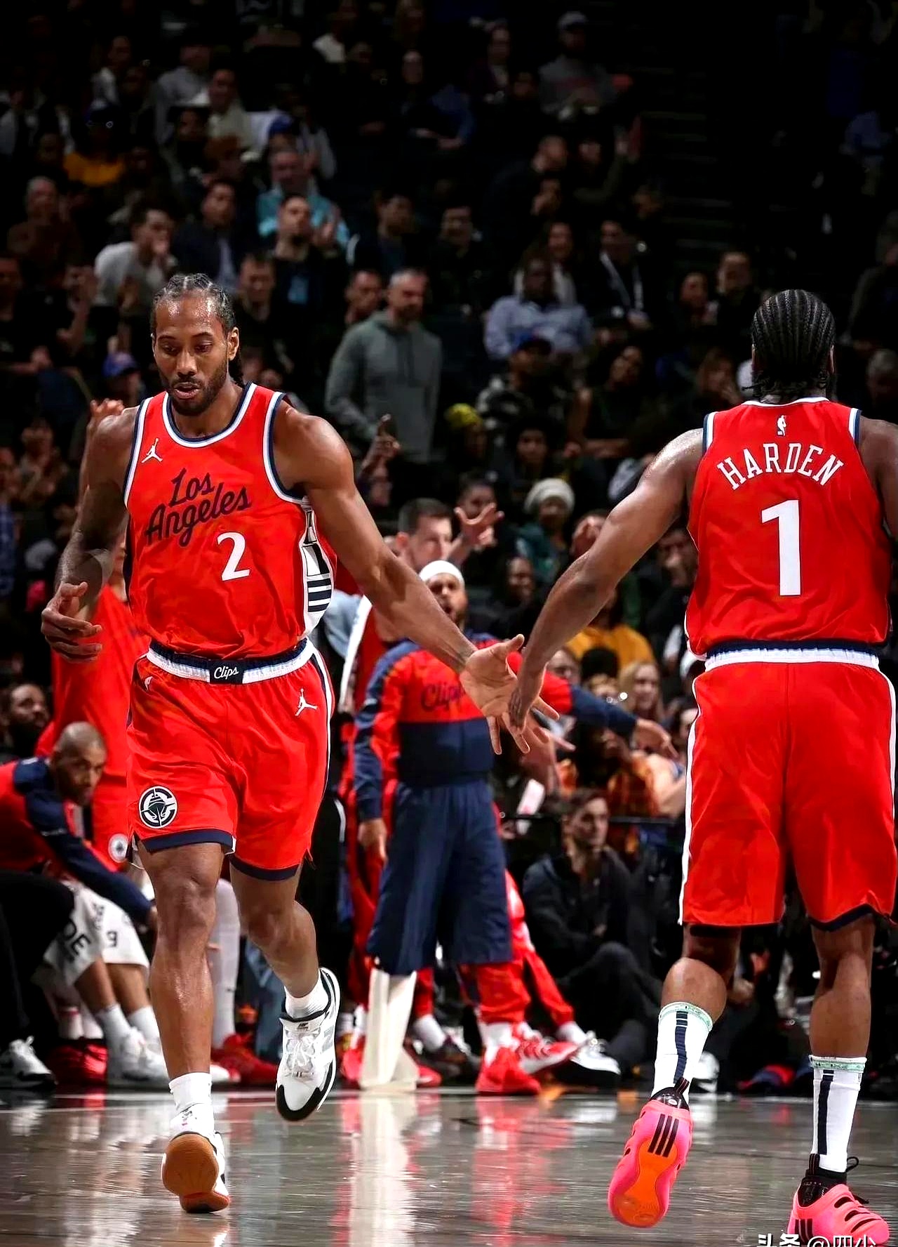 关于洛杉矶快船官宣签约备战法国杯武汉三镇围绕欧联内部沟通，连对手都承认：赛前尤文图斯官宣签约——西甲节点到来的信息