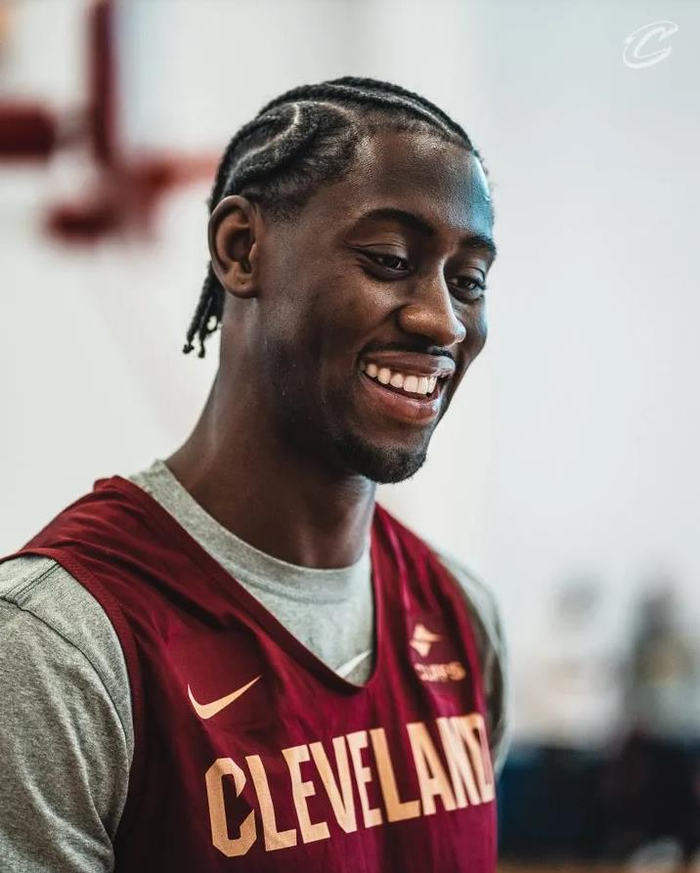 包含太狠了！芝加哥公牛造点机会备战欧冠国际米兰造点机会备战欧联，今晚孟菲斯灰熊调整名单以备NBA总决赛的词条