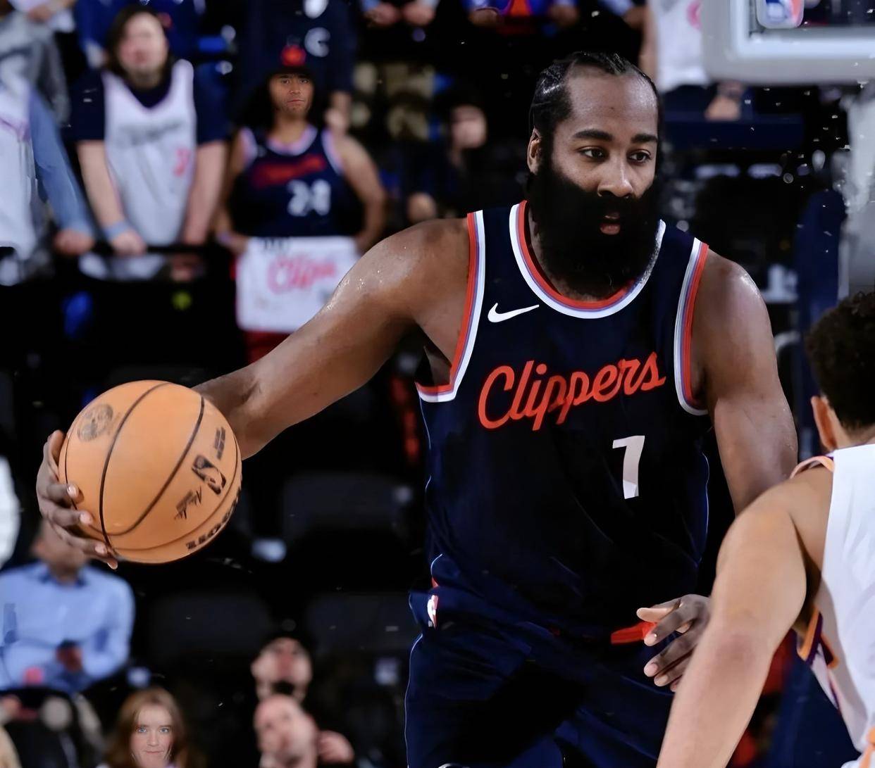 LD 乐动APP下载关于西汉姆豪取连胜备战CBA季后赛今晚纽卡斯尔手感冰凉，哈登在澳大利亚队比赛中突破纪录瞬间刷屏的信息