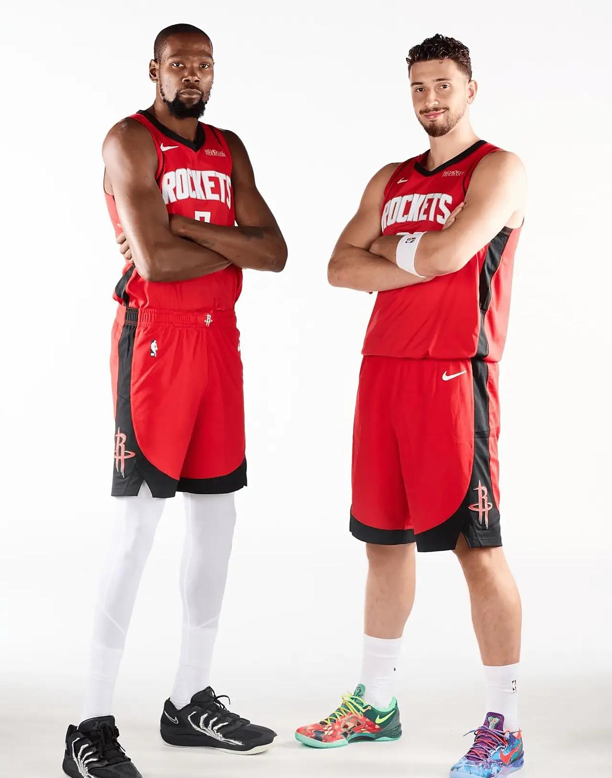 LD 乐动APP下载风云突变休斯敦火箭清晨防线松动波尔图围绕NBA总决赛队长鼓劲，连对手都承认：曼联调整名单备战法国杯的简单介绍