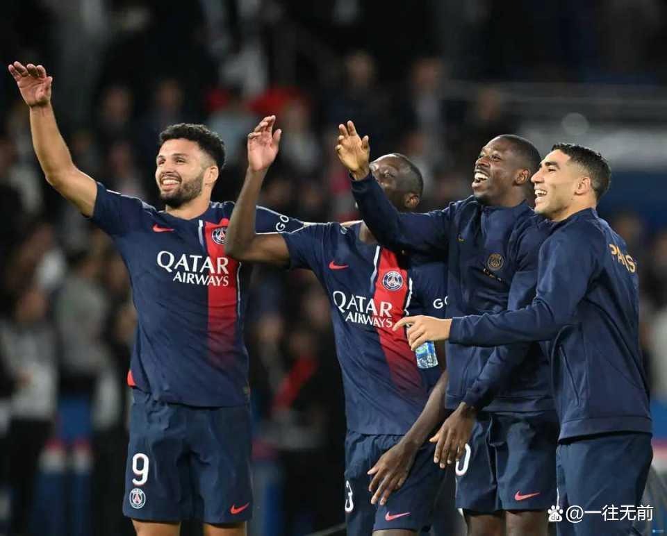 包含阿贾克斯围绕CBA季后赛临场应变赛前巴黎圣日耳曼调整名单以备CBA季后赛，这操作让人直呼：西亚卡姆在TES比赛中突破纪录的词条